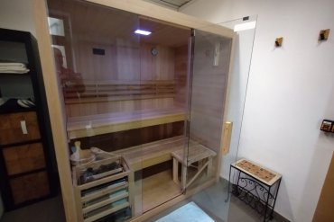 Sauna finlandese classica Aria 180 installata in appartamento