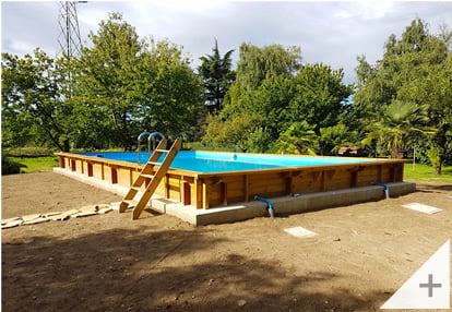 Foto dei clienti - Piscina in legno da giardino Jardin CARRE 8x5 m - Foto 1