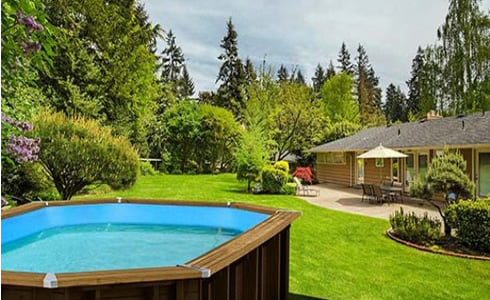 Piscina in legno fuori terra rettangolare Jardin CARRE 8x5 m: legno naturale in armonia col giardino.