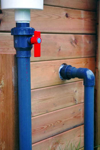 Kit piscina della piscina in legno fuori terra da esterno MASTER POOL 1100x500 Liner azzurro: Tubazioni in PVC rigido