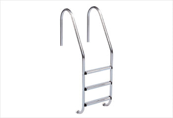 Piscina in legno fuori terra da esterno WEVA LUXE 840 - h.146 cm compreso nel kit: la scala interna in acciaio