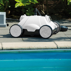 Pulitore manuale per la piscina 